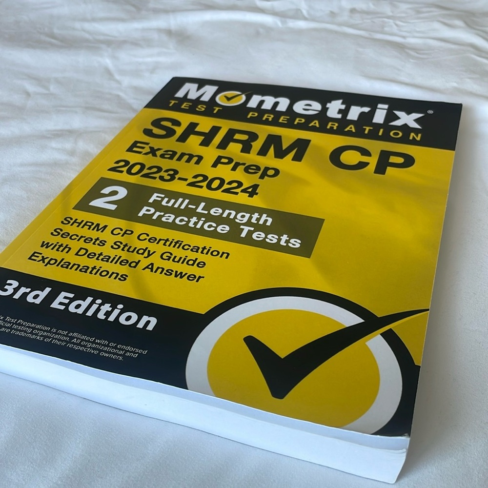 UNUSED Mometrix SHRM-CP Exam Prep 2023-2024